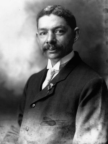robert-r-taylor-architect